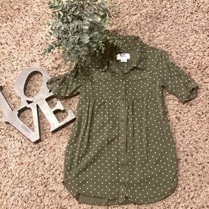 Green Little girl dress/shirt Sz 3T